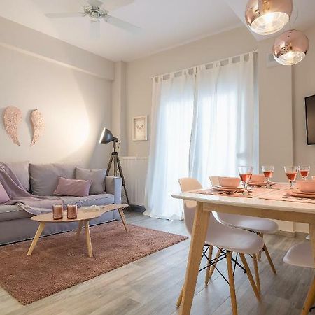 "Sunbow Earth"- Boutique New Apt In Dowtown Атина Екстериор снимка