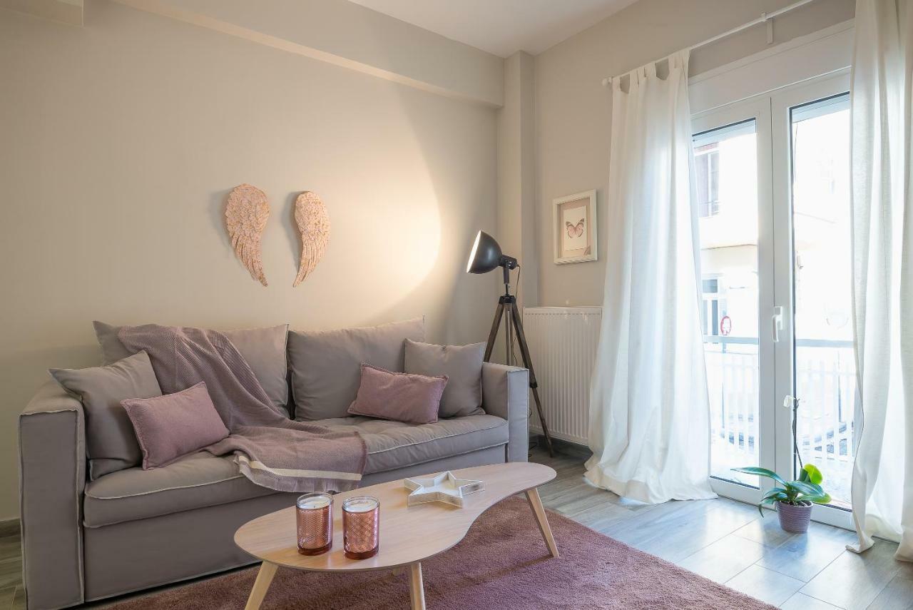 "Sunbow Earth"- Boutique New Apt In Dowtown Атина Екстериор снимка
